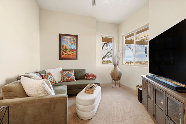 10 Blue Hill, Santa Fe, NM 87508