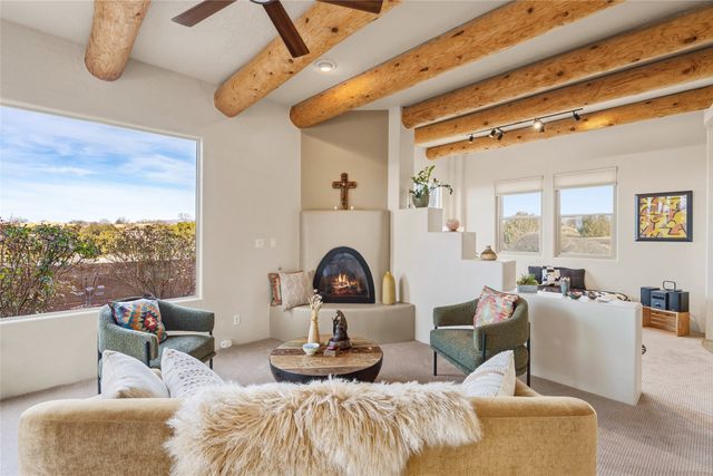 10 Blue Hill, Santa Fe, NM 87508