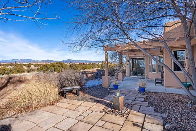 10 Blue Hill, Santa Fe, NM 87508