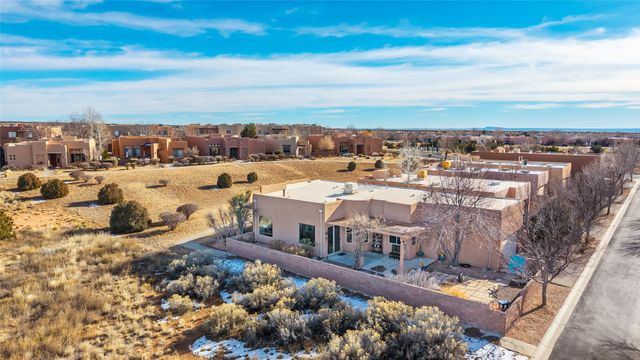 10 Blue Hill, Santa Fe, NM 87508