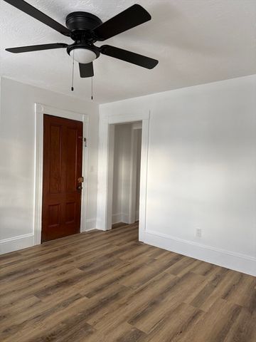 120 Graham St 3, Gardner, MA 01440