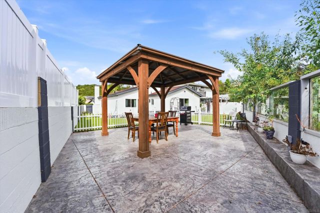 22591 Via Santa Maria, Mission Viejo, CA 92691