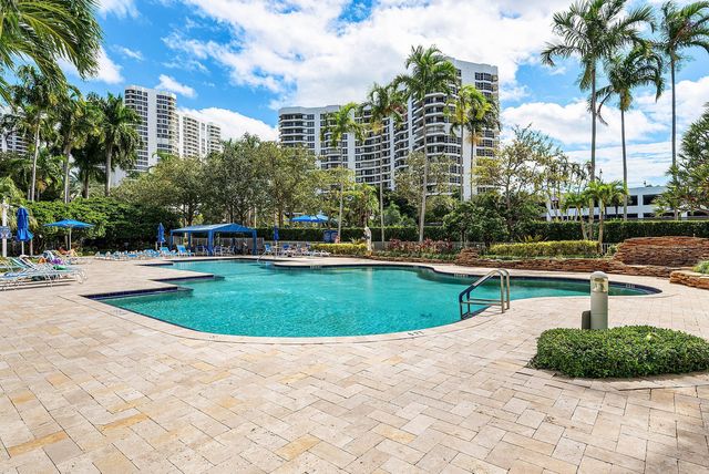 3500 Mystic Pointe Drive, Aventura, FL 33180