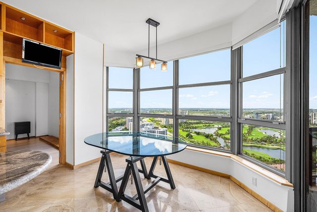 3500 Mystic Pointe Drive, Aventura, FL 33180