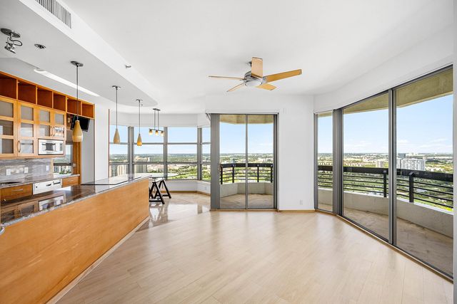 3500 Mystic Pointe Drive, Aventura, FL 33180