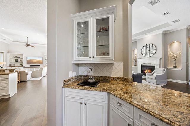 657 SHADOWMOSS CIRCLE, Lake Mary, FL 32746