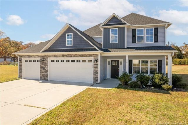 2301 Northway Court, Hope Mills, NC 28348