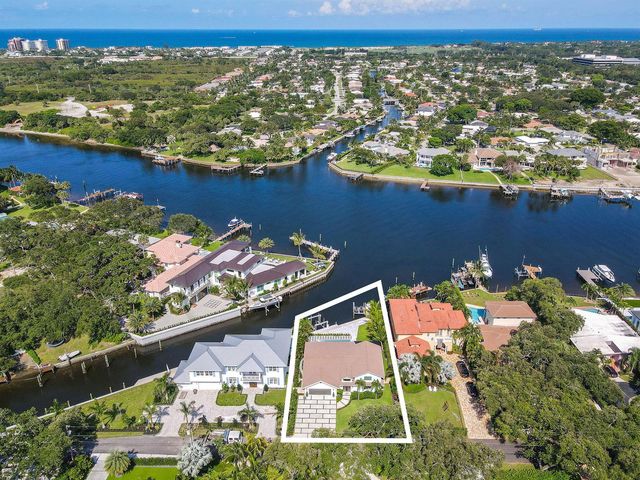 12880 S Shore Drive, Palm Beach Gardens, FL 33410