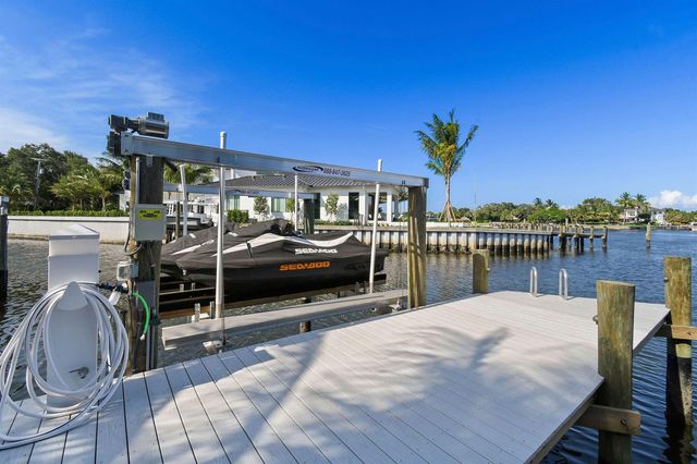 12880 S Shore Drive, Palm Beach Gardens, FL 33410