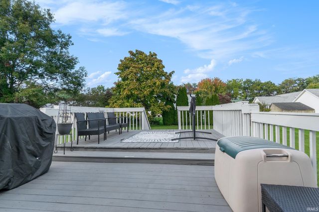 30817 Mast Drive, Osceola, IN 46561