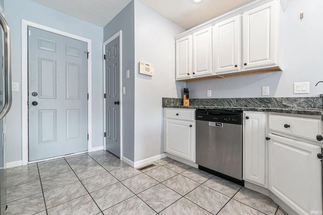 30817 Mast Drive, Osceola, IN 46561