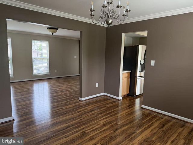 7726 HEATHERS LN, Baltimore, MD 21236