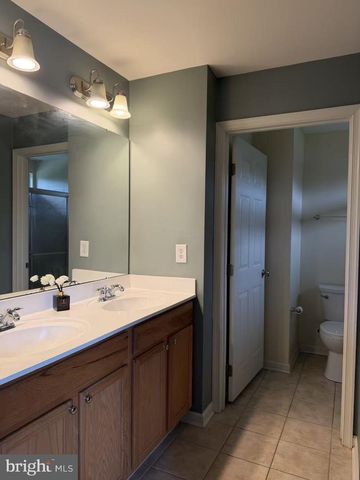 7726 HEATHERS LN, Baltimore, MD 21236