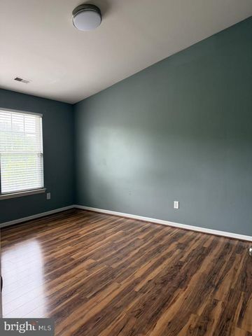 7726 HEATHERS LN, Baltimore, MD 21236