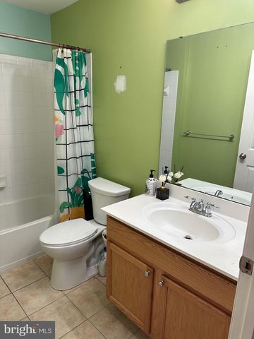 7726 HEATHERS LN, Baltimore, MD 21236