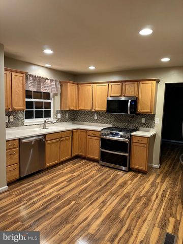 7726 HEATHERS LN, Baltimore, MD 21236