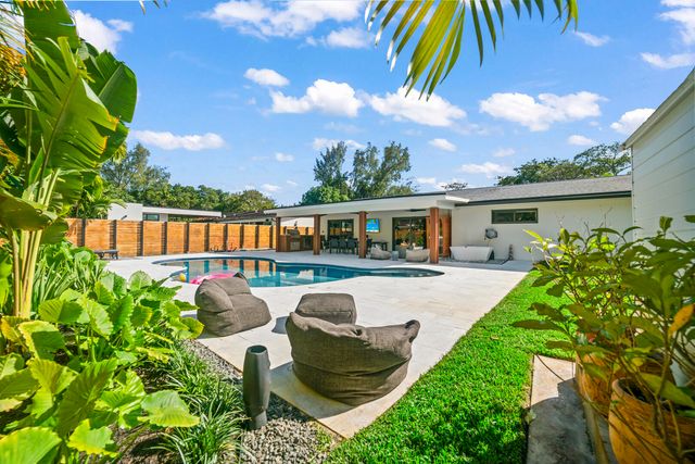 2451 NE 199th Street, Miami, FL 33180