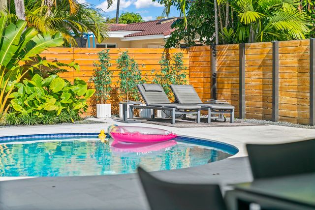 2451 NE 199th Street, Miami, FL 33180