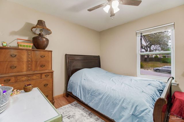 4587 Tradewinds Way, Pensacola, FL 32514