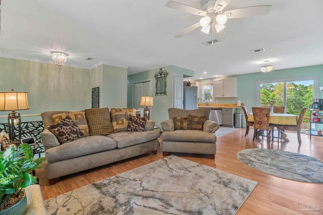 4587 Tradewinds Way, Pensacola, FL 32514