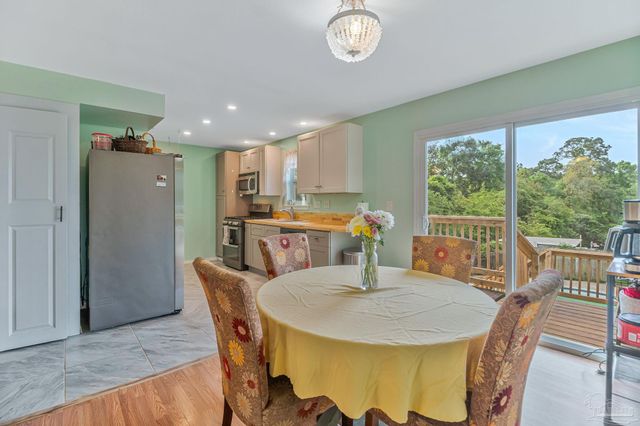4587 Tradewinds Way, Pensacola, FL 32514