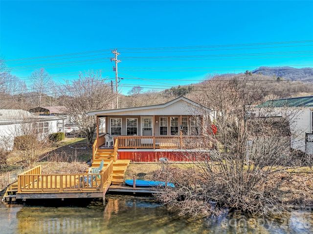 312 Mallard Loop, Waynesville, NC 28785