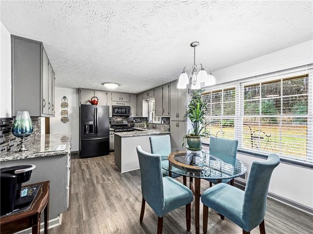 451 Cabriolet Court, Mcdonough, GA 30253