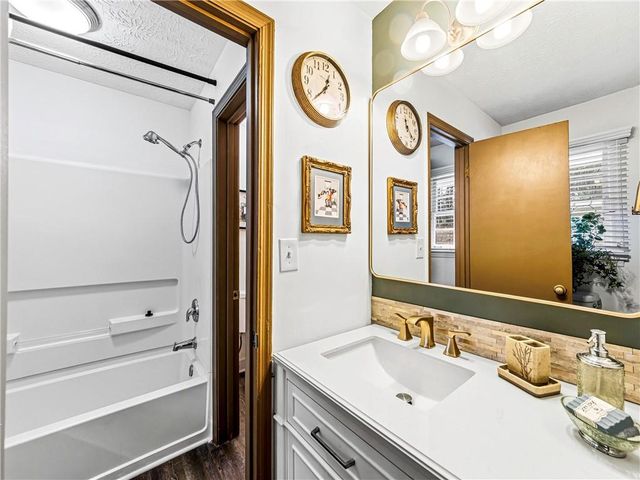 451 Cabriolet Court, Mcdonough, GA 30253