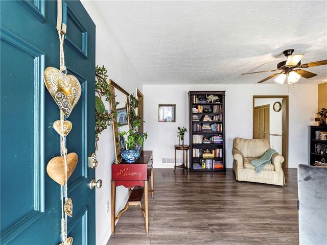 451 Cabriolet Court, Mcdonough, GA 30253