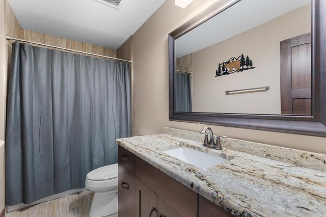 870 Portsmith Drive NW, Rochester, MN 55901