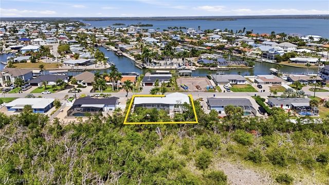 26 Fairview BLVD, Fort Myers Beach, FL 33931