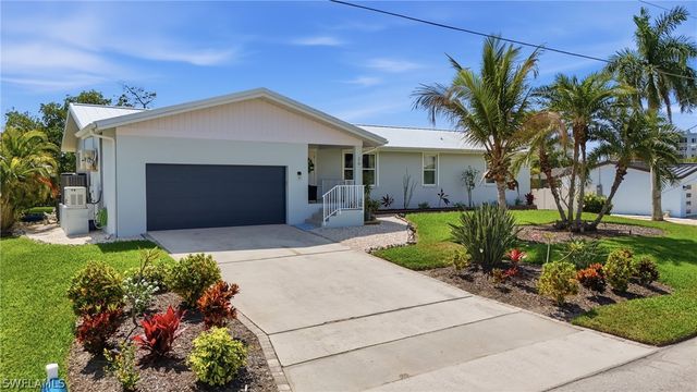 26 Fairview BLVD, Fort Myers Beach, FL 33931