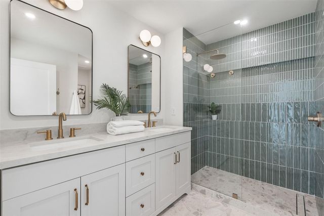 7405 Whispering Winds DR, Austin, TX 78745