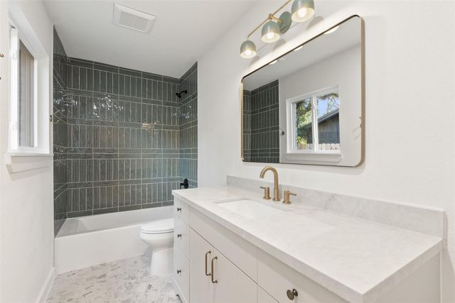 7405 Whispering Winds DR, Austin, TX 78745