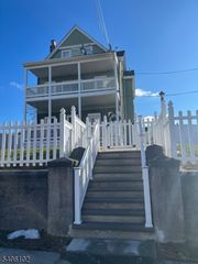 8 Zabriskie St, Haledon Boro, NJ 07508