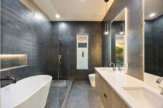 3807 Noah Street W, Houston, TX 77021