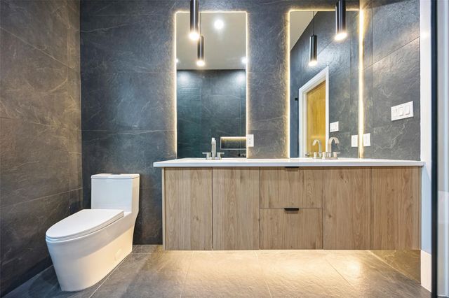 3807 Noah Street W, Houston, TX 77021