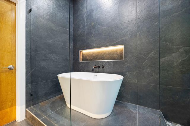 3807 Noah Street W, Houston, TX 77021