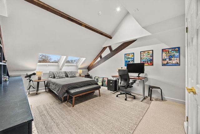 10 East Street 13, Providence, RI 02906