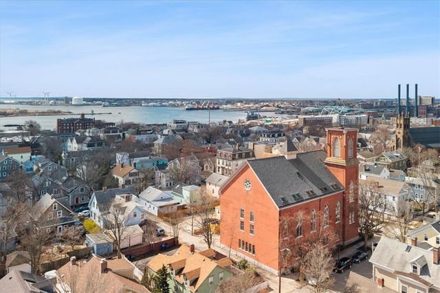 10 East Street 13, Providence, RI 02906