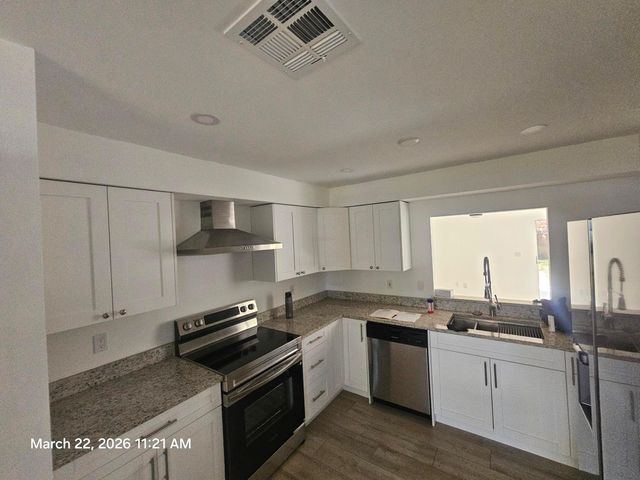 1406 36th Avenue, Vero Beach, FL 32960