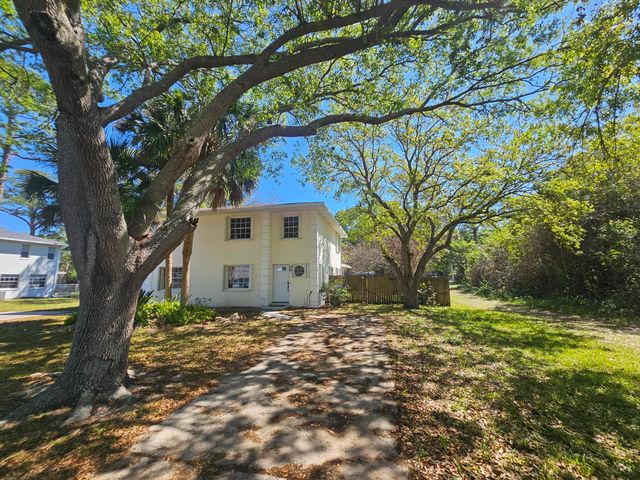 1406 36th Avenue, Vero Beach, FL 32960