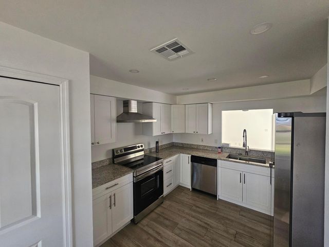 1406 36th Avenue, Vero Beach, FL 32960