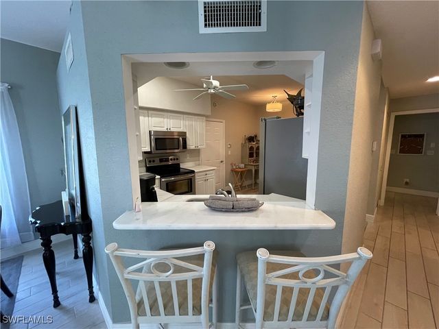 1130 Partridge CIR 102, Naples, FL 34104