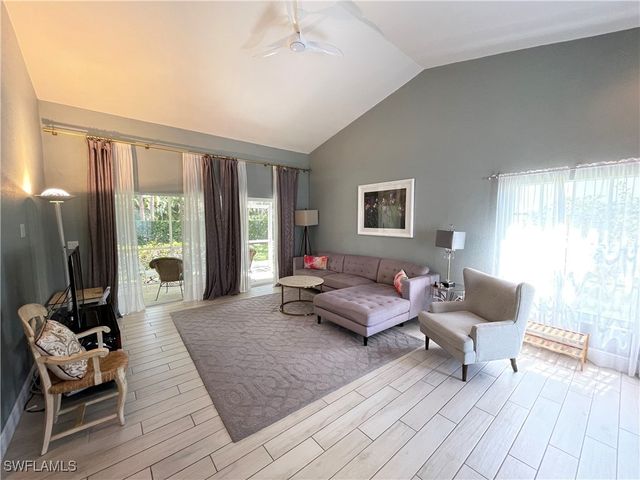 1130 Partridge CIR 102, Naples, FL 34104