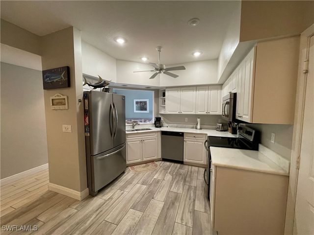 1130 Partridge CIR 102, Naples, FL 34104