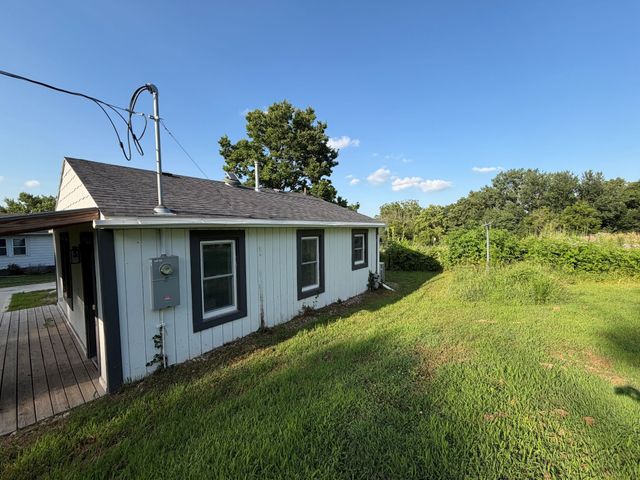4245 NW 11th Street, Des Moines, IA 50313