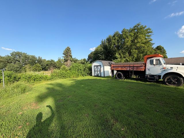 4245 NW 11th Street, Des Moines, IA 50313