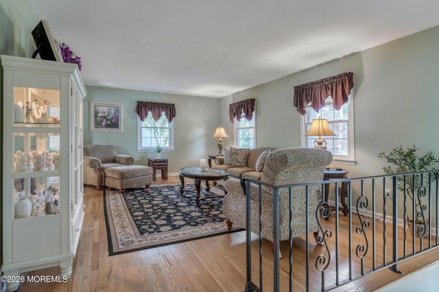 545 River Terrace, Toms River, NJ 08755