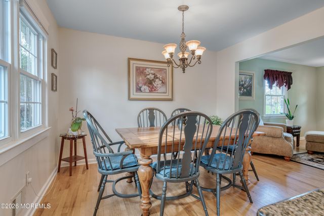 545 River Terrace, Toms River, NJ 08755